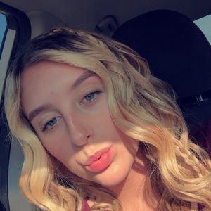 Meet your Posher, Maddy